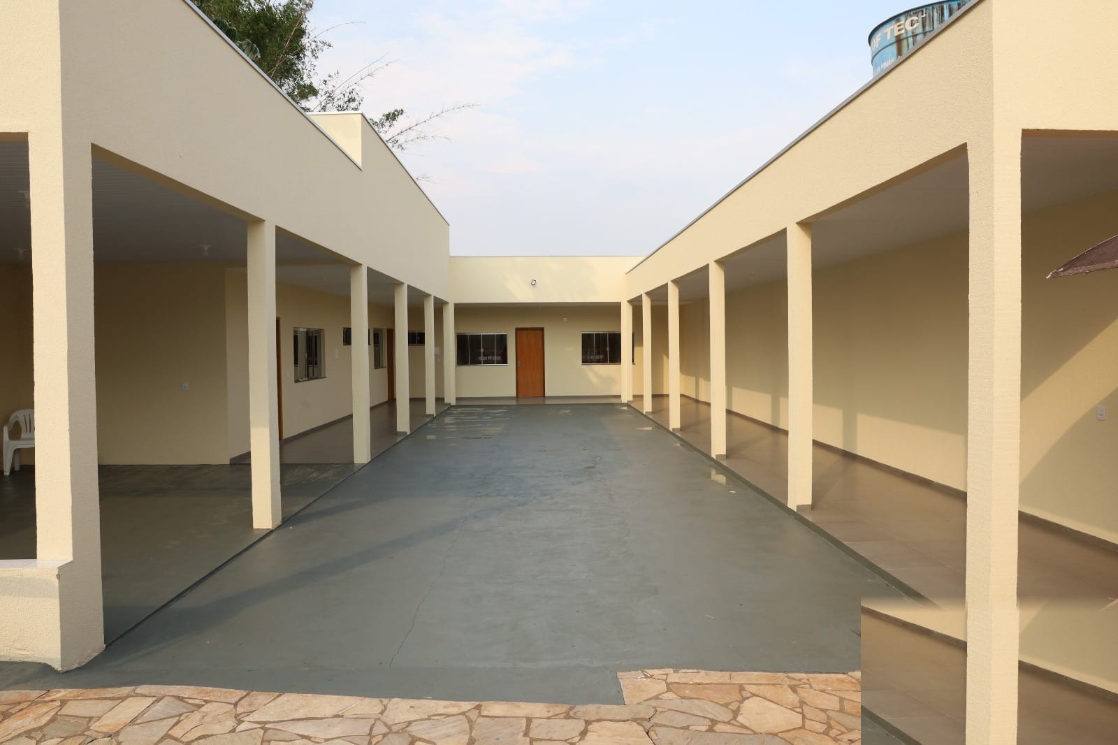 Instituto Evoluir — corredor interno